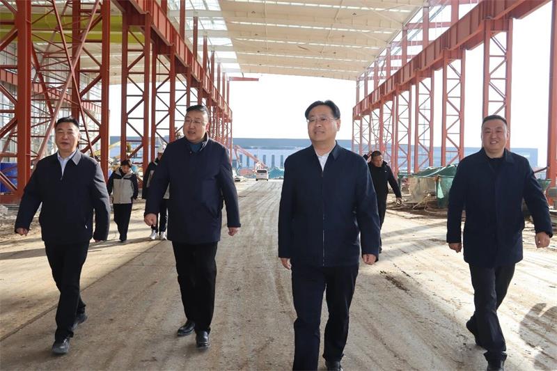 鞏義市委書記、市長郭程明蒞臨明泰鋁業(yè)慰問一線員工